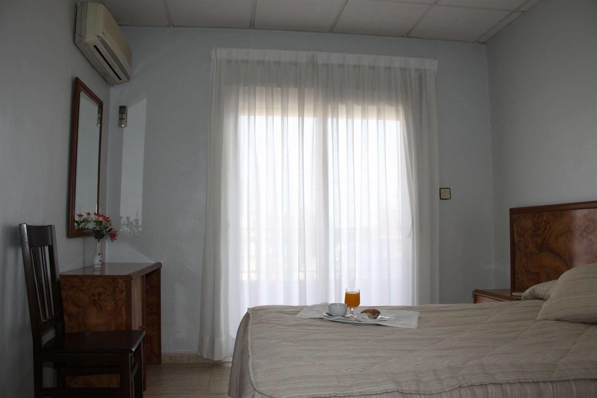 Hotel Trabuco Сантьяго-де-ла-Рибера Экстерьер фото