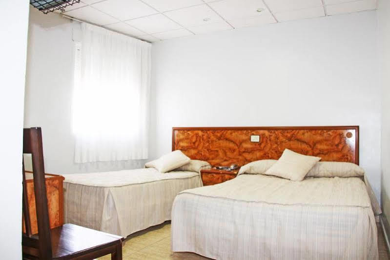 Hotel Trabuco Сантьяго-де-ла-Рибера Экстерьер фото