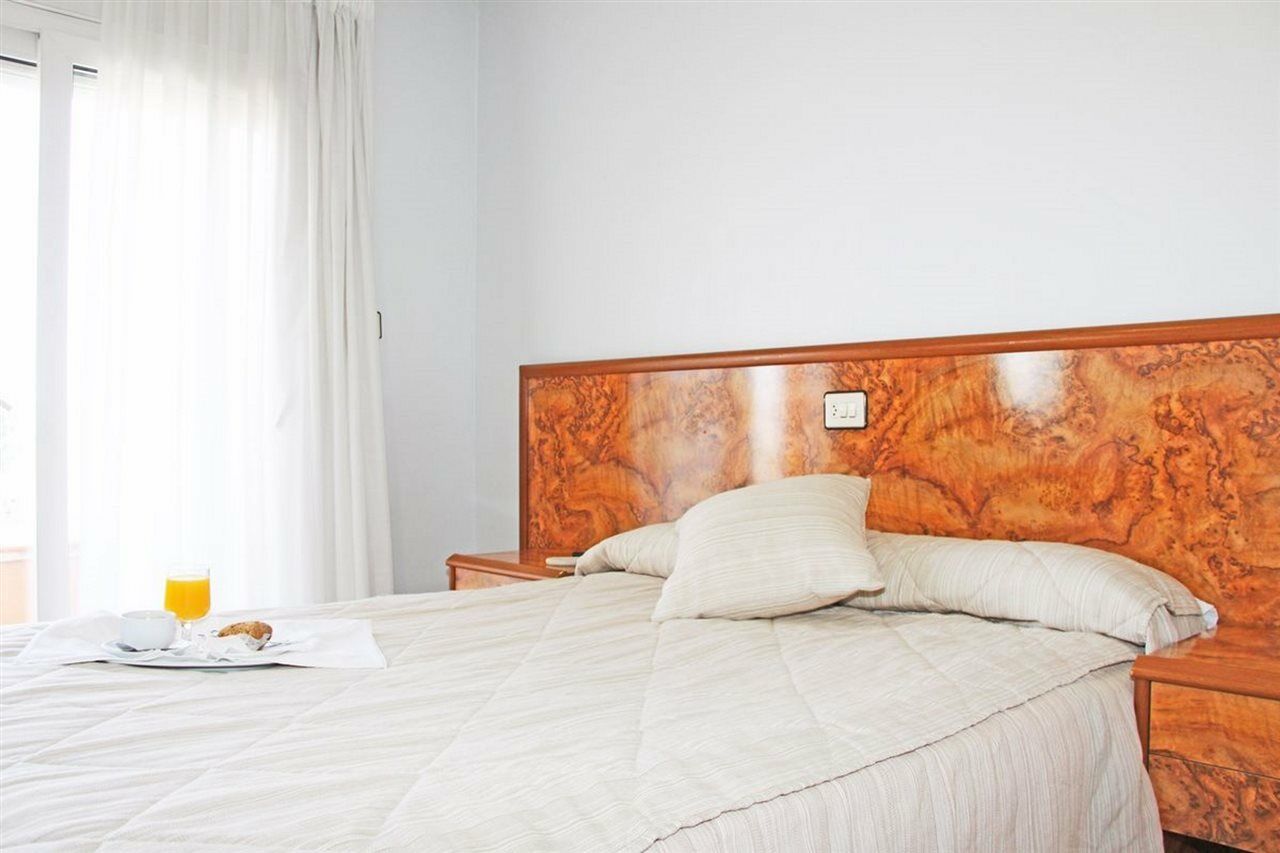 Hotel Trabuco Сантьяго-де-ла-Рибера Экстерьер фото
